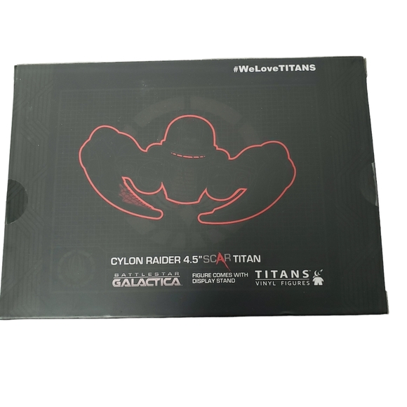 Battlestar Galactica Exclusive Cylon Raider 4.5" Scar Titans Vinyl Figure - Picture 4 of 5